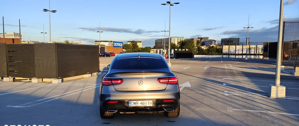 Mercedes-Benz GLE cena 219000 przebieg: 99000, rok produkcji 2017 z Wrocław małe 211